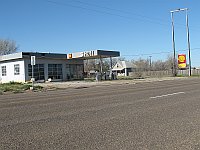 USA - Vega TX - Abandoned Shell Gas Station (21 Apr 2009)